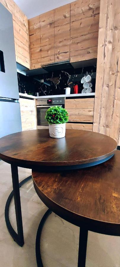 Dráma Black Flox Apartment מראה חיצוני תמונה